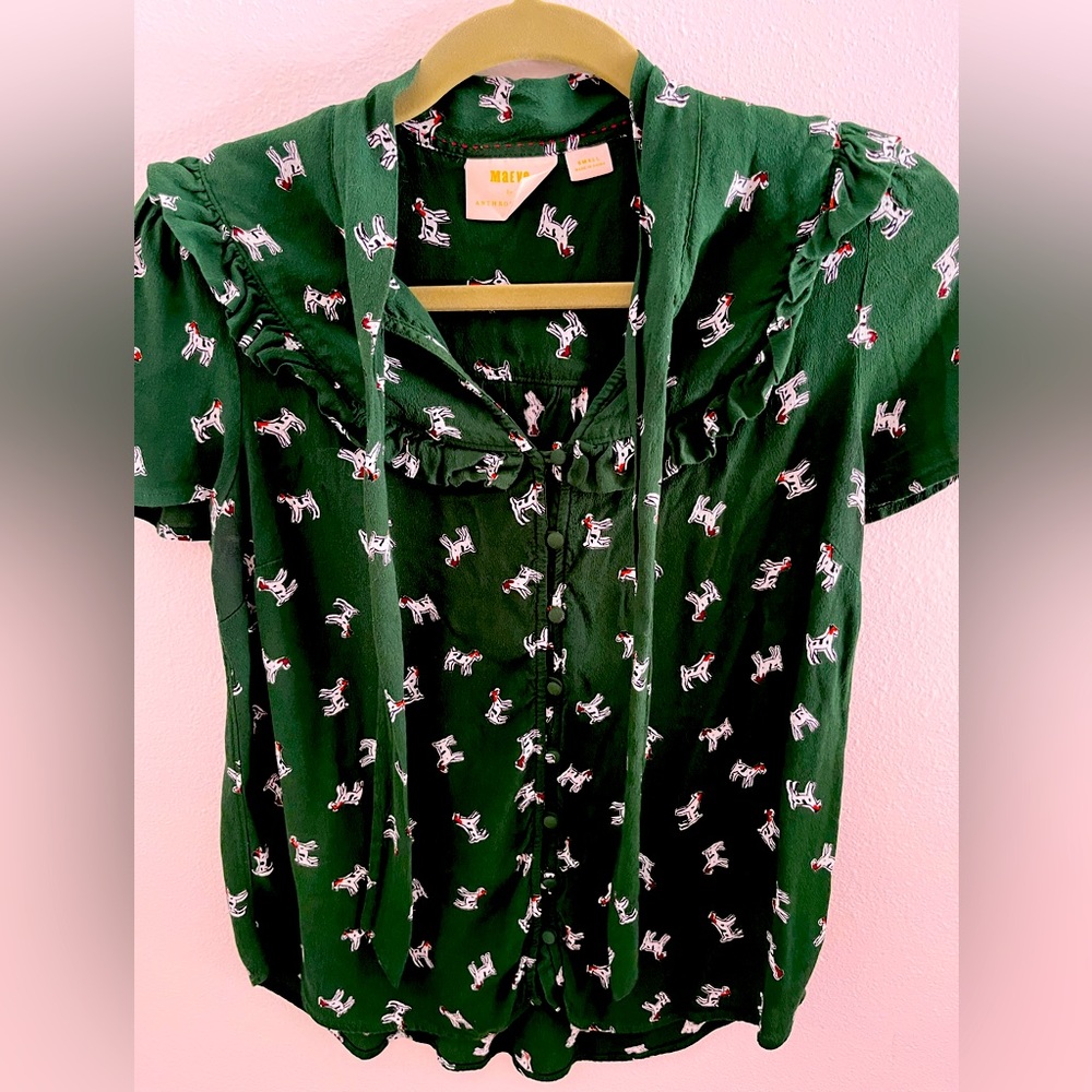 Adorable Maeve by Anthro puppy tie front blouse